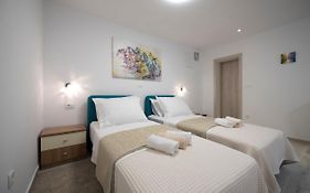 Apartments Maraton